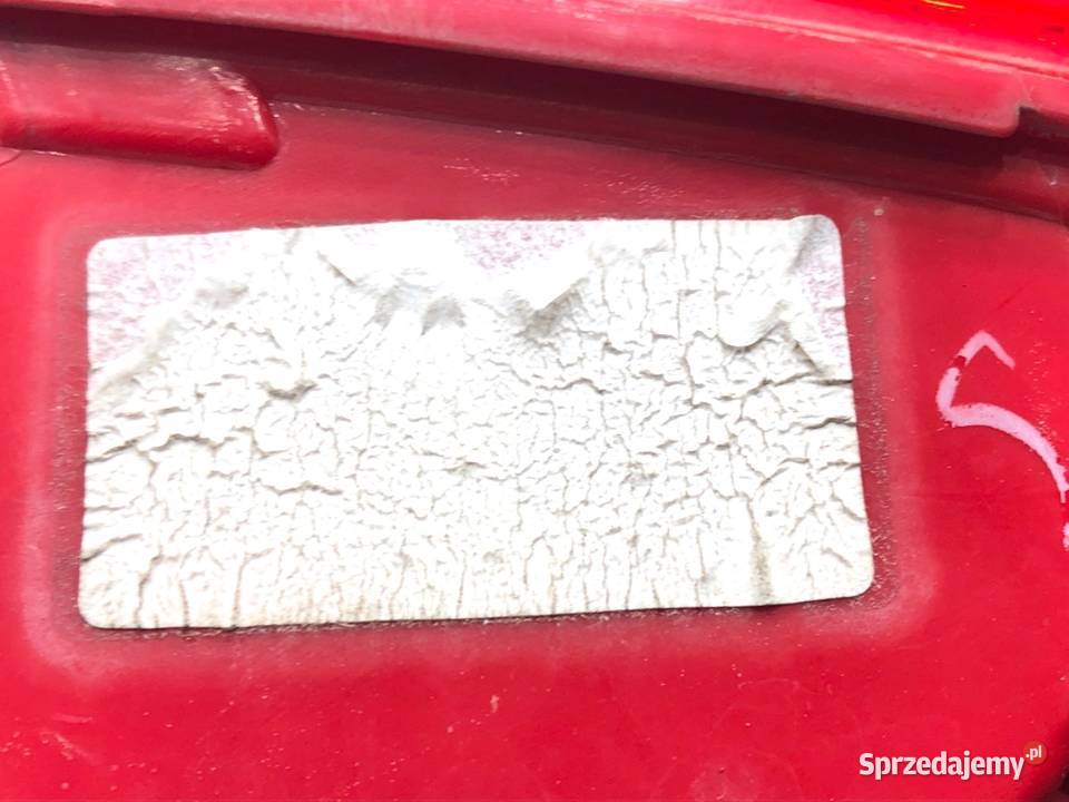 LAMPA PRAWY TYŁ VW PASSAT B7 561945096H osobowe sprzedam