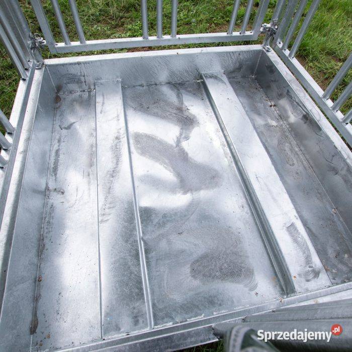 Paśnik koni z przegrodami 8 stanowisk Tarnów