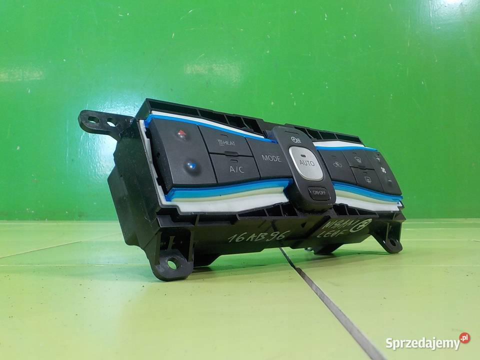 NISSAN LEAF I LIFT AUT 16r HB 5D panel osobowe mazowieckie Suków