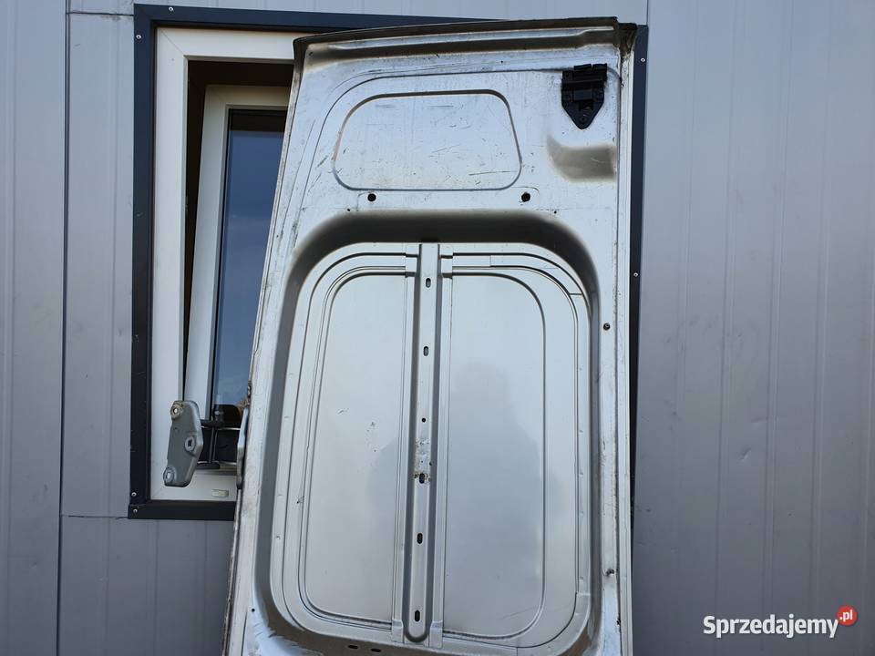 TYNE DRZWI PRAWE Renault Trafic prawy tył Rudka