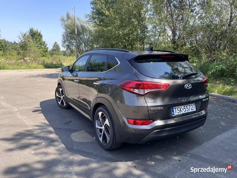 Hyundai Tucson nieuszkodzony Tucson świętokrzyskie Łączna