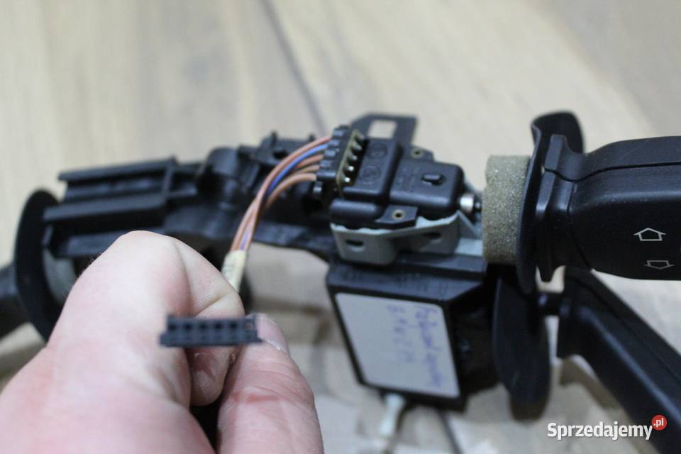 PRZEŁĄCZNIK ZESPOLONY BMW E39 1162088 osobowe