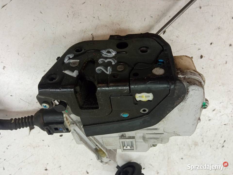 ZAMEK DRZWI LEWY PRZÓD 4F1837015 Audi A6 III