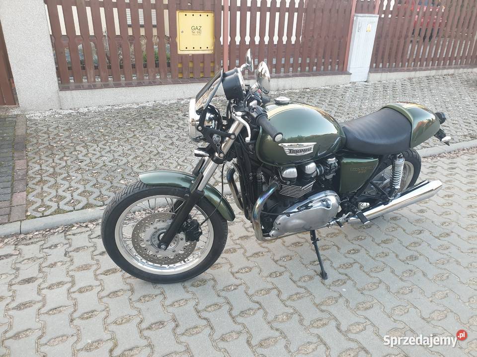 Triumph Thruxton 900