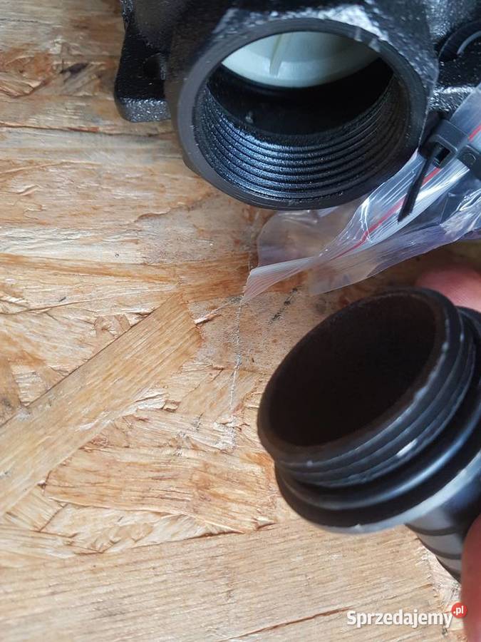 Pompa głębinowa Geko 1500 W 5400 lh