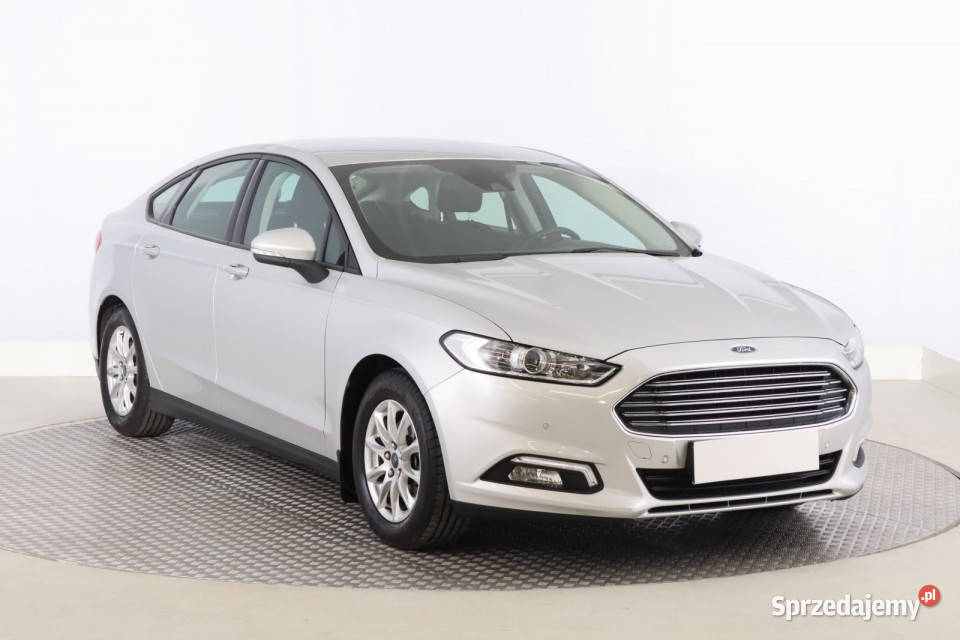 Ford Mondeo 20 TDCI światła przeciwmgielne sprzedam
