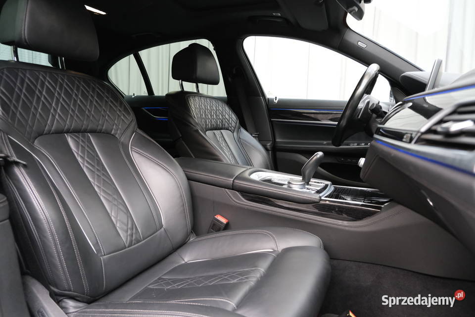 BMW 740i 2022 299800 ccm 333 mazowieckie Warszawa