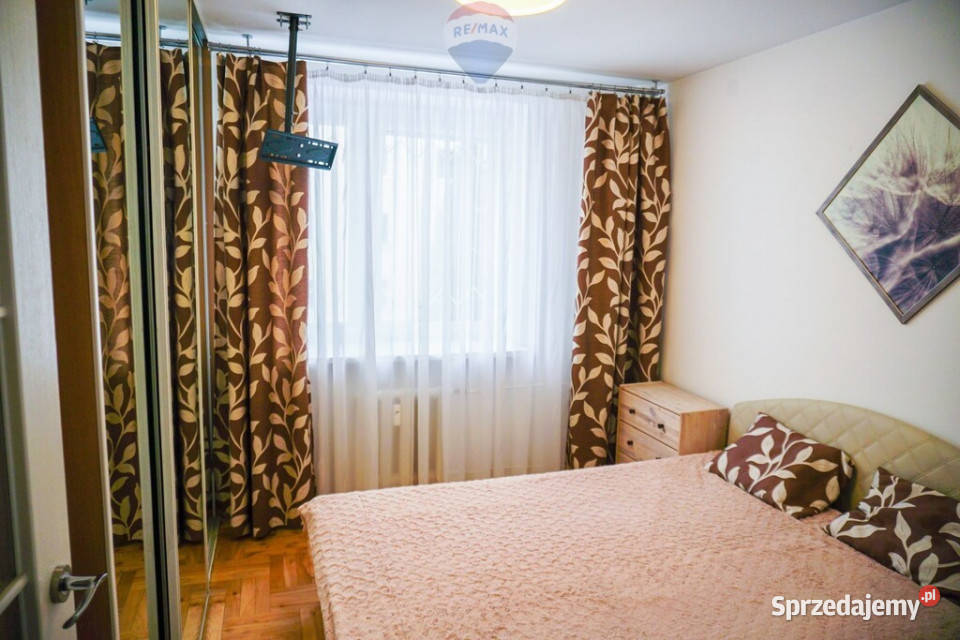 Przestronne 3 pokoje z parkingiem Mokotów Stegny Warszawa