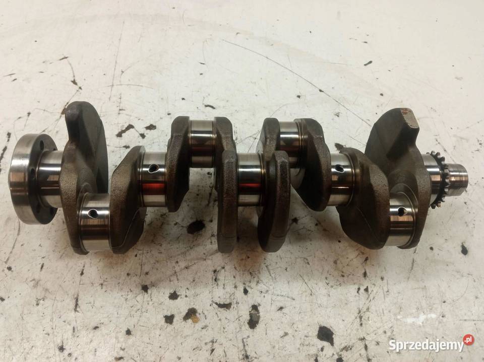 WAŁ KORBOWY 06A105209B 20 TDI Mitsubishi