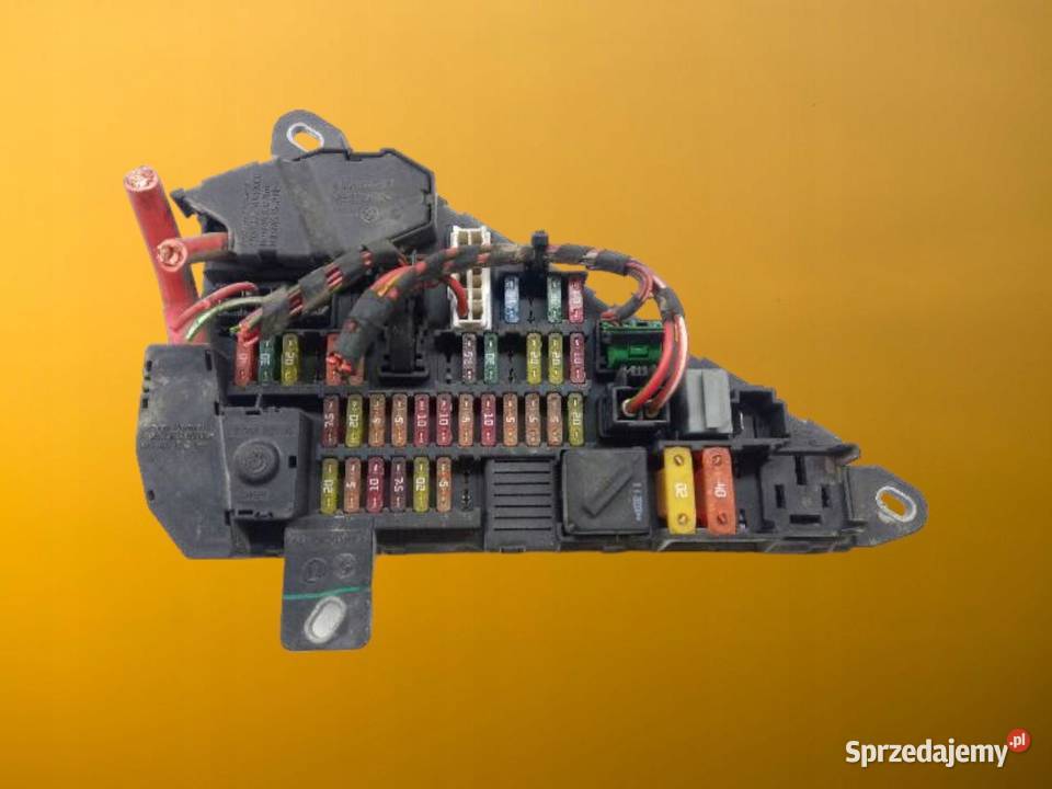 SKRZYNKA BEZPIECZNIKÓW 6906558 Bmw Seria 5 V