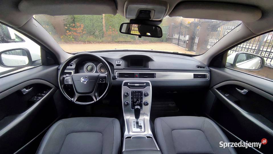 Volvo V70 24 D5 215 BiTurbo AWD Automat 2012r ks czujnik parkowania Kałuszyn