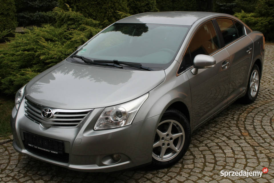 Toyota Avensis 147 Benzyna Przebieg 96 Sedan III ESP Avensis Lubań sprzedam