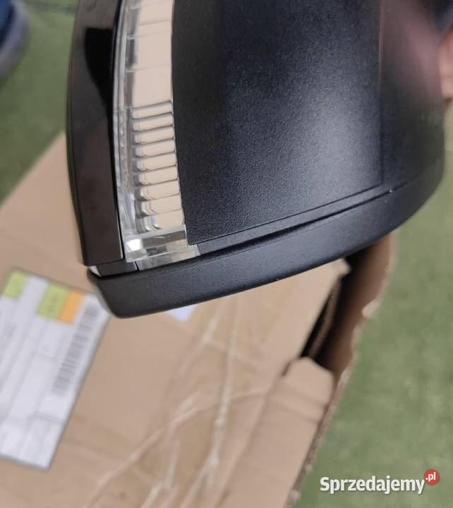 VW Golf 8 VIII lusterko prawe kompletne Rożnów sprzedam