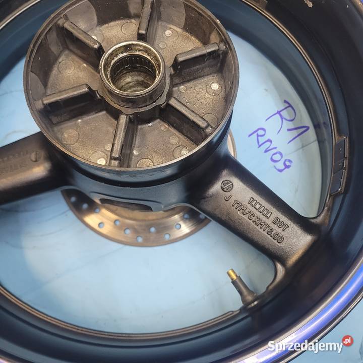 Yamaha R1 RN09 0203 felga tył tylna Motocyklowe Nowy Tomyśl