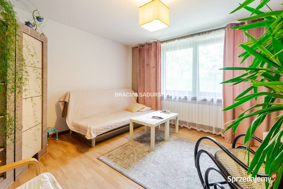 sprzedaży domu Świątniki Górne 220m2 do zamieszkania sprzedam