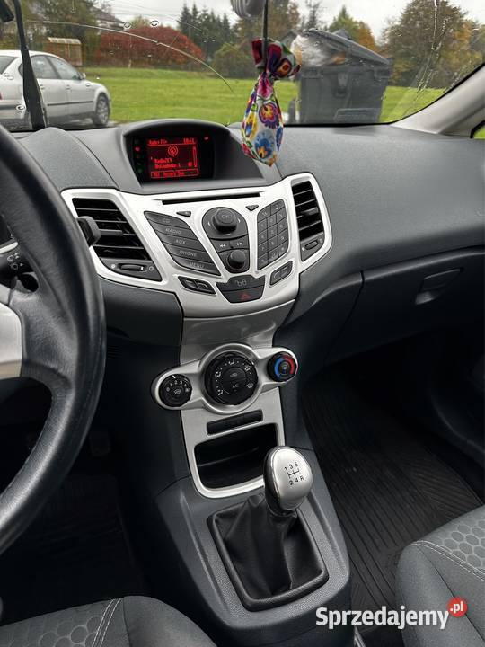 Fiesta MK7 Titanium KeyLess 2008 16 gaz Fiesta