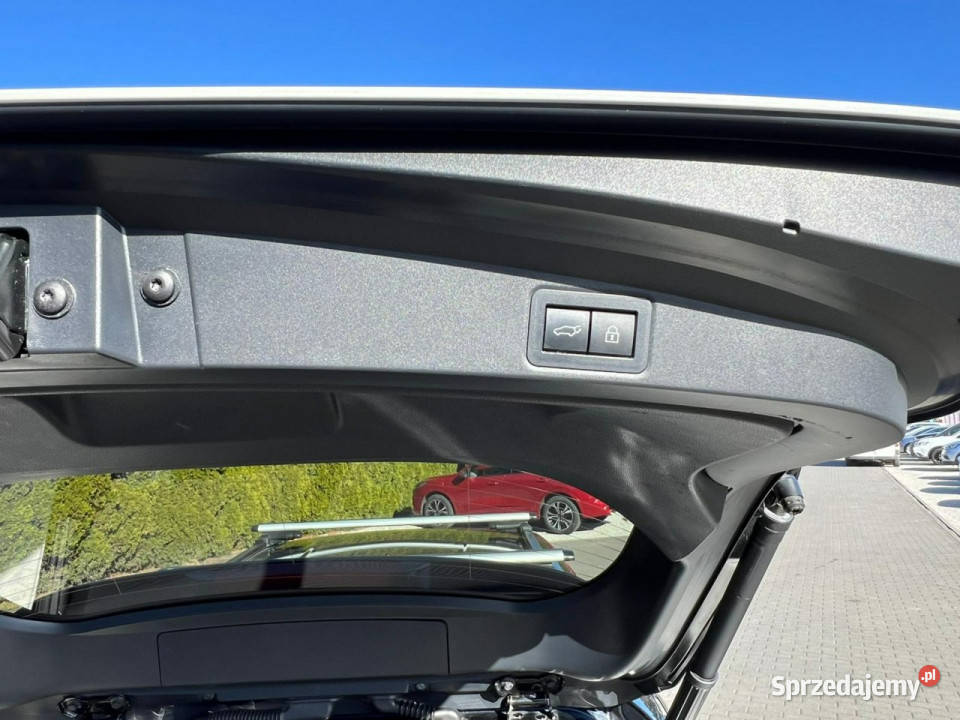 Toyota Corolla 18 Hybrid GR Sport Full Biała Corolla Baranowo