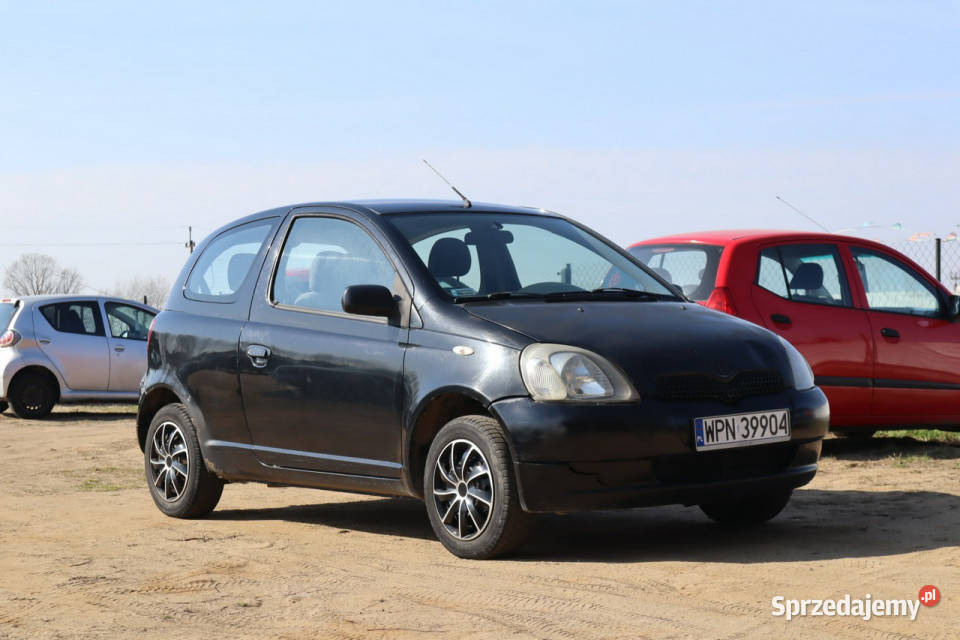 Toyota Yaris 2000r 10 benzyna Wspomaganie Tanio Warszawa