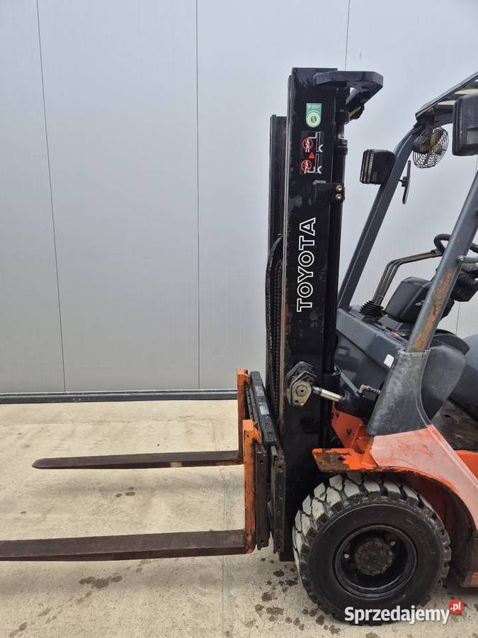 Maszt do wózka widłowego toyota wolny skok 5FG Kozienice