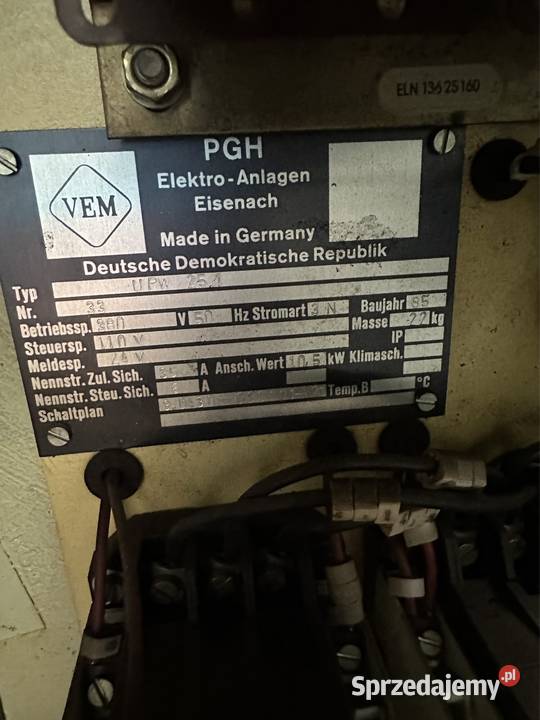 Walcarka do gwintow UPW25 Produkcja