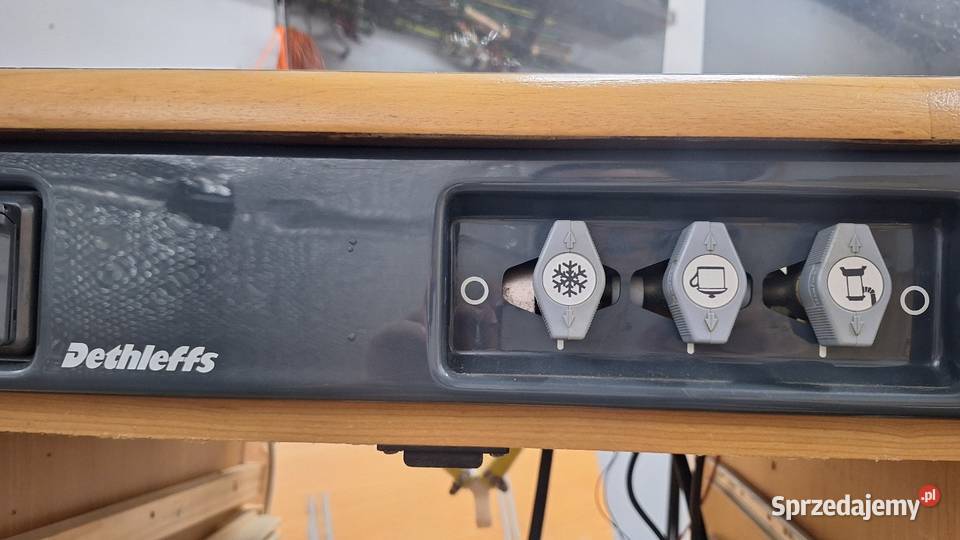 Lodówka Elektrolux 12 230V gaz zlewkuchenka pomorskie Kielno sprzedam