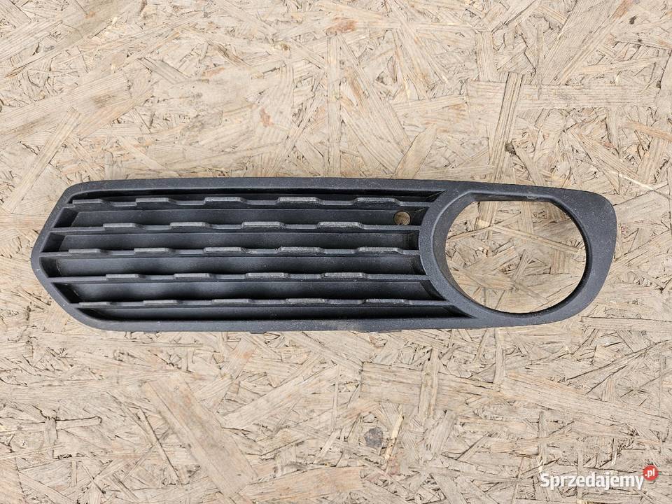 BMW 1 F20 F21 KRATKA LEWA ZDERZAKA PRZÓD 7245869