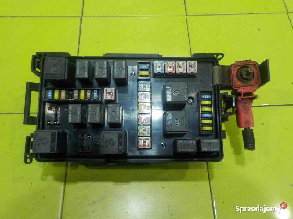 CHRYSLER 300C 35 V6 06r skrzynka bezpiecznikow osobowe mazowieckie Suków