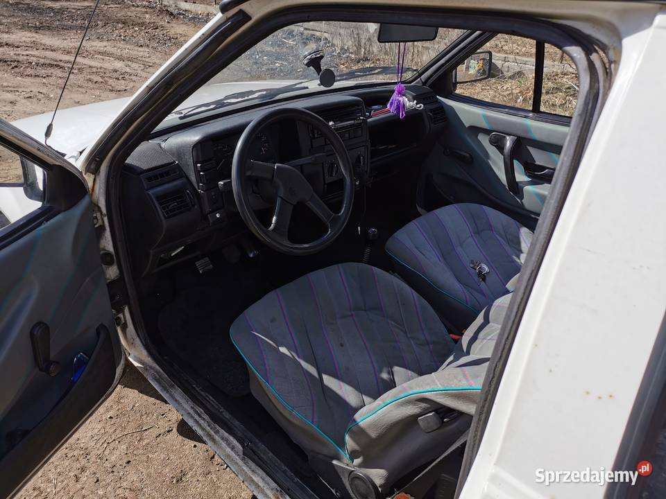 VOLKSWAGEN POLO 86c nieuszkodzony Polo Toruń