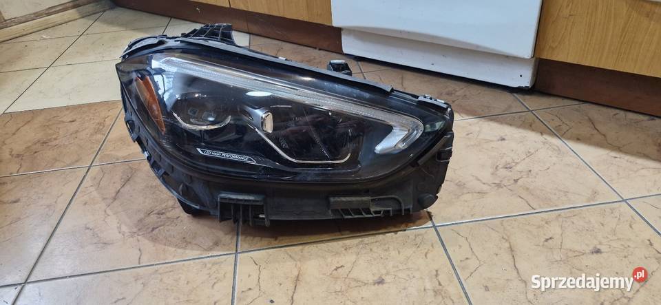 LAMPA PRZÓD PRZEDNIA PRAWA MERCEDES CKLASA 206 osobowe