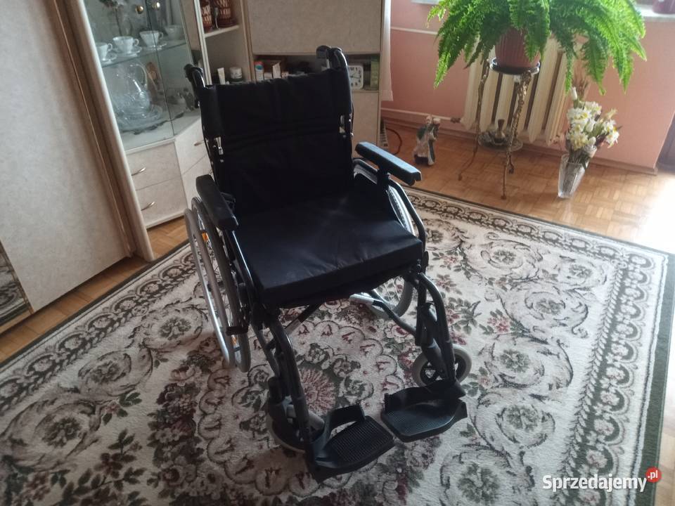 sprzedam wózek inwalidzki i chodzik Kielce