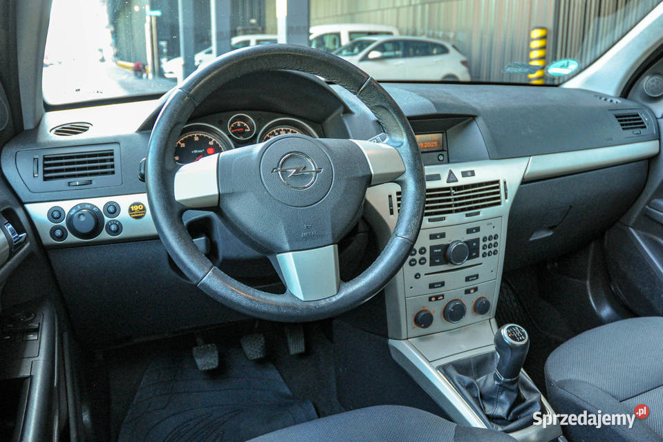 Opel Astra 19CDTI Lift Bezwypadkowa diesel