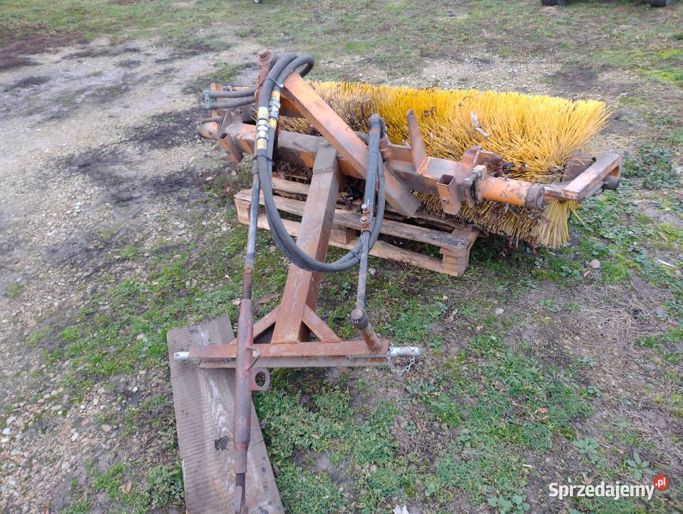 Zamiatarka uliczna do ciągnika nieuszkodzony Spławy Pierwsze