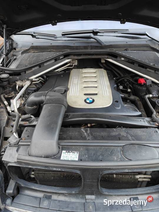 Sprzedam BMW X5 E70 z 30l silnikiem elektrycznie ustawiane fotele Nowy Miedzechów