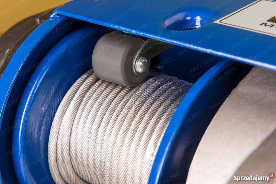 WCIĄGARKA LINOWA Z ELEKTRYCZNĄ SUWNICĄ DŹWIG Poczesna