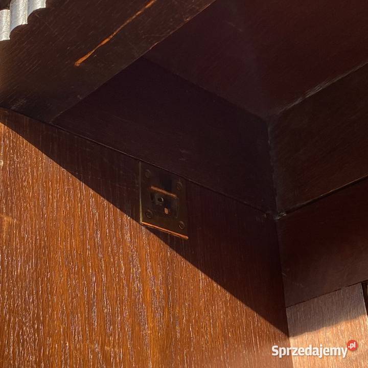 Duża rzeźbiona biblioteczka z witryną czerń Gryfice sprzedam