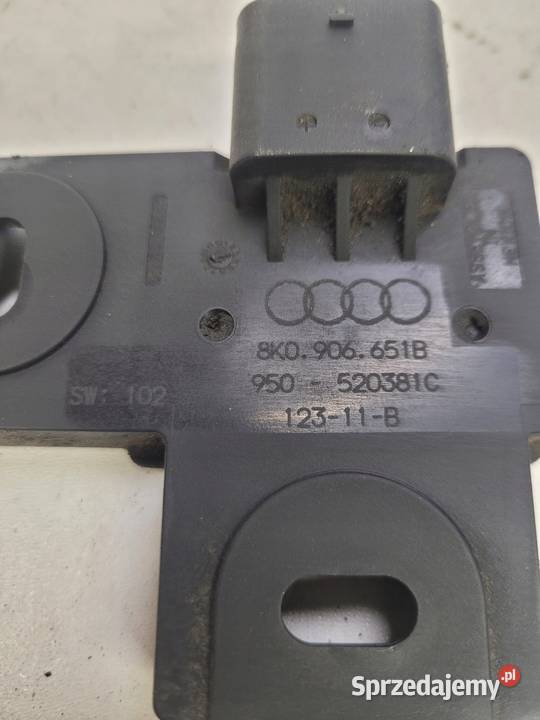 CZUJNIK POZIOMU PALIWA AUDI A8 D4 TFSI Przystajń