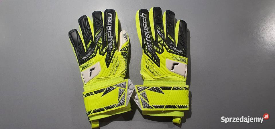Rękawice bramkarskie Reusch SIZE 4 Bydgoszcz