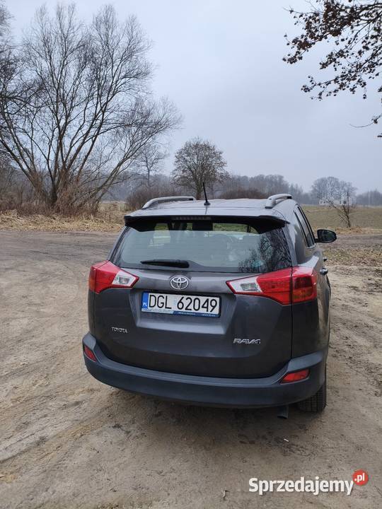 Toyota RAV4 nieuszkodzony Głogów sprzedam