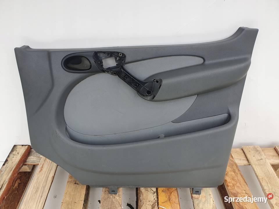 Mercedes Sprinter W903 0006r BOCZEK DRZWI PRAWY osobowe Rudka