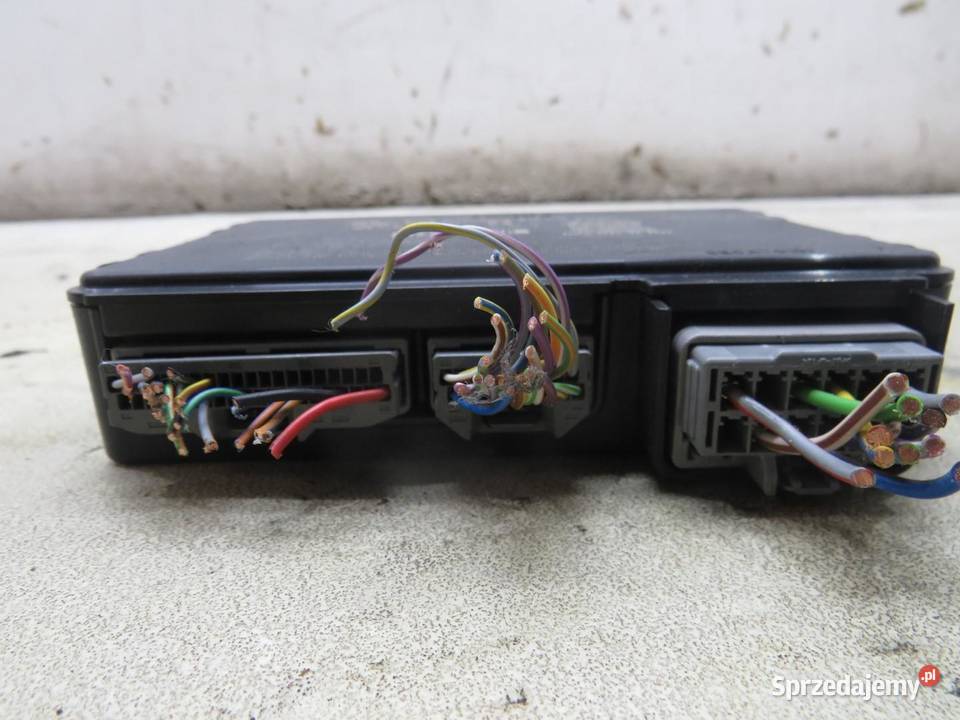MODUŁ KEYLESS GO JAGUAR XJ X351 AH2219H440AG