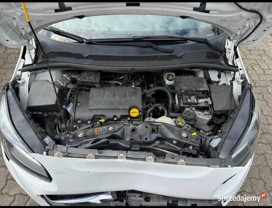 Opel Corsa 12 E 201797 przebieg uszkodzona Kraków