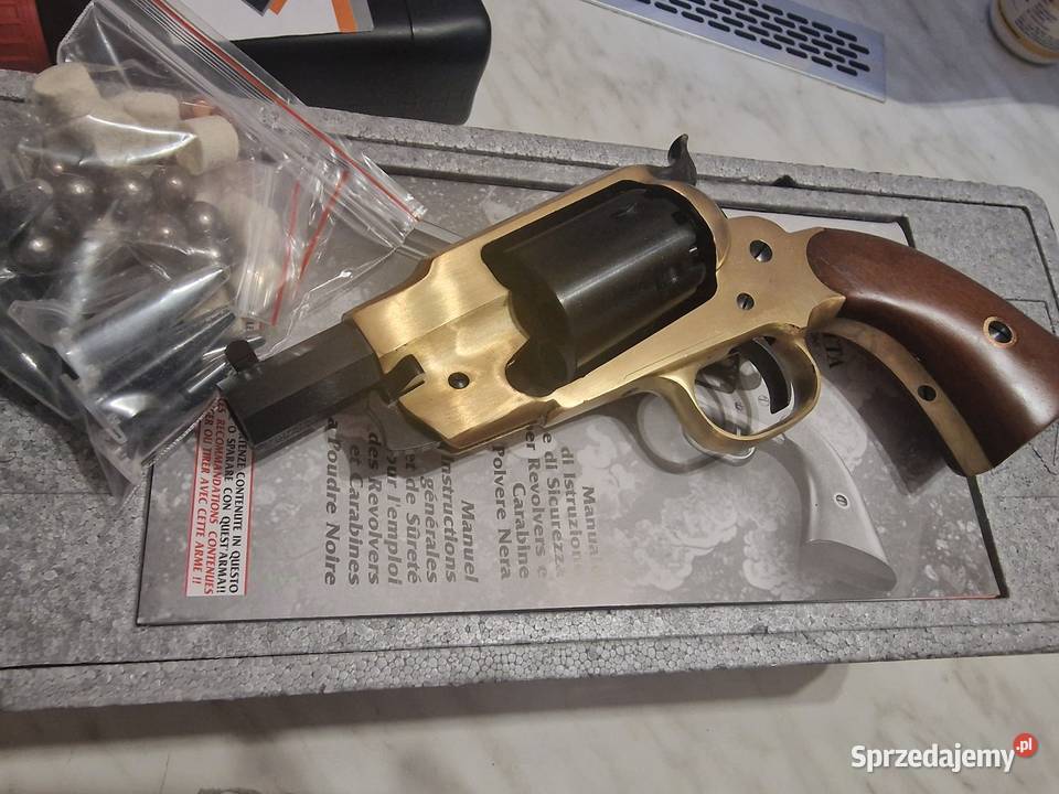 Rewolwer CzarnoprochowyRemington Army 3 cale Sporty strzeleckie i myślistwo małopolskie Kraków