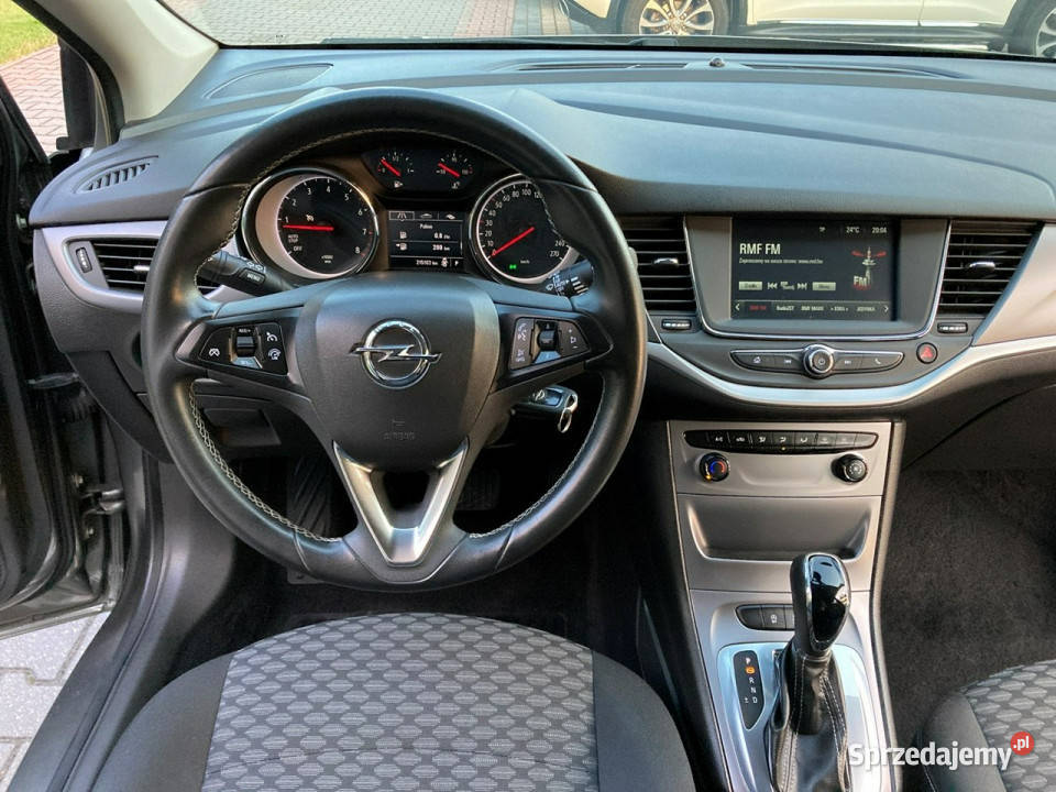 Opel Astra 14 150 Automat Alu felgi CarPlay FV23 1399cm3 Lipówki