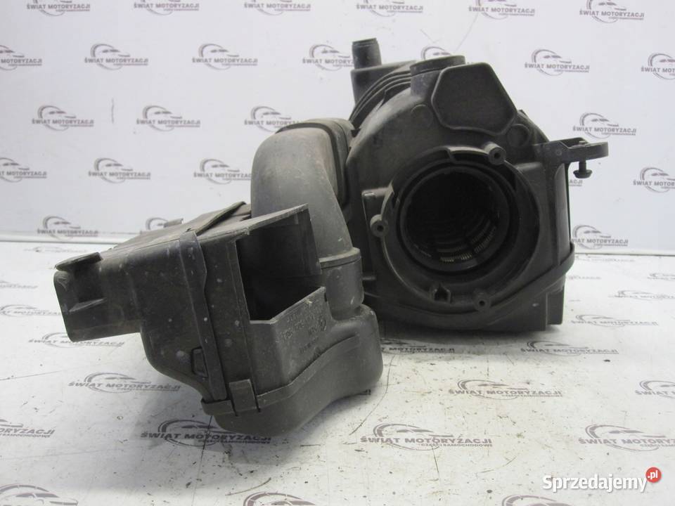 AUDI A3 II 8P7 LIFT 11r obudowa filtra powietrza Rok produkcji 2011 Kielce