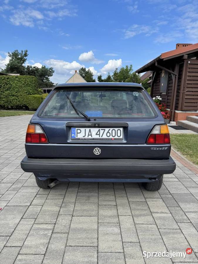 Sprzedam Golfa II w stanie granatowy