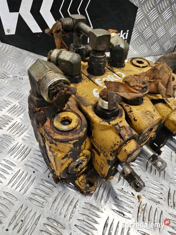 3sekcyjny rozdzielacz hydrauliczny Husco do Ford Gdynia sprzedam