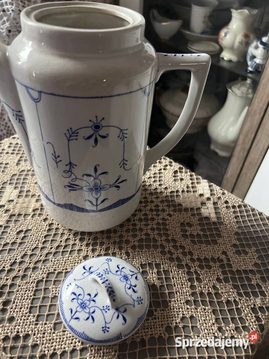 Dzbanek porcelanowy sygnowany Meissen do