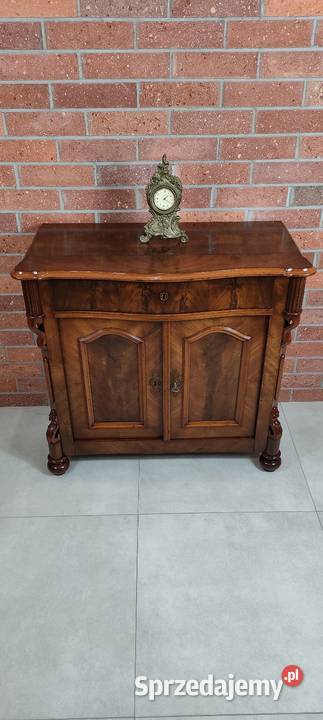 Piękna komoda Ludwik Filip antyk Łagów