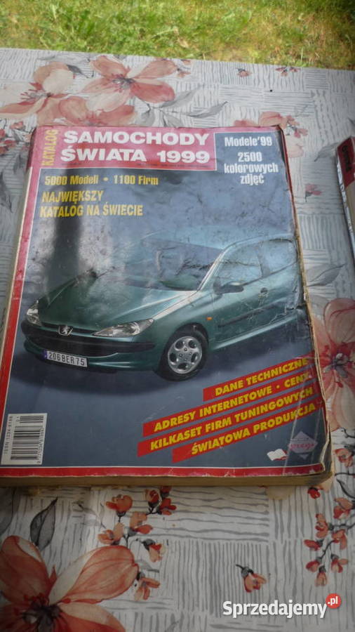 Katalogi sasmochodowe świata 96 97 99 2000r Majdan Królewski