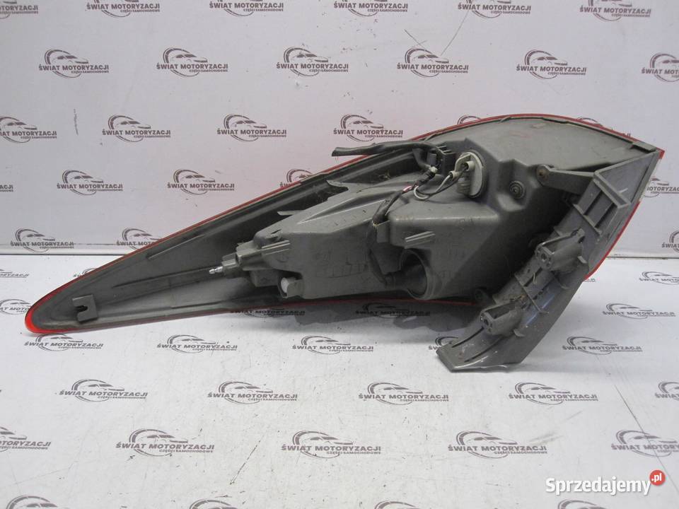 HYUNDAI i40 12r lampa lewa tył 924013Z000 sprzedam